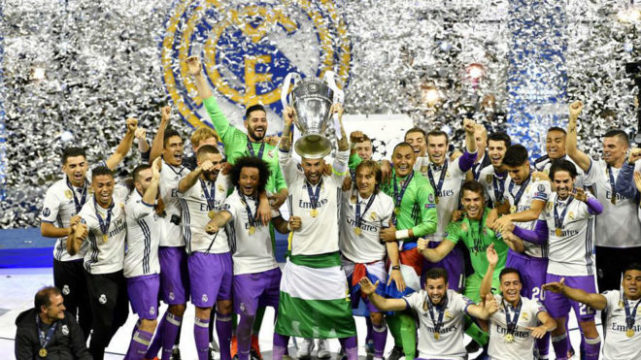 中超降级队换帅风波：洋帅黯然离场，菜鸟能否逆袭？