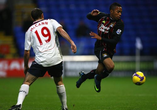 早报：大过节的谁这么衰啊？（早报：节日里谁最倒霉？）