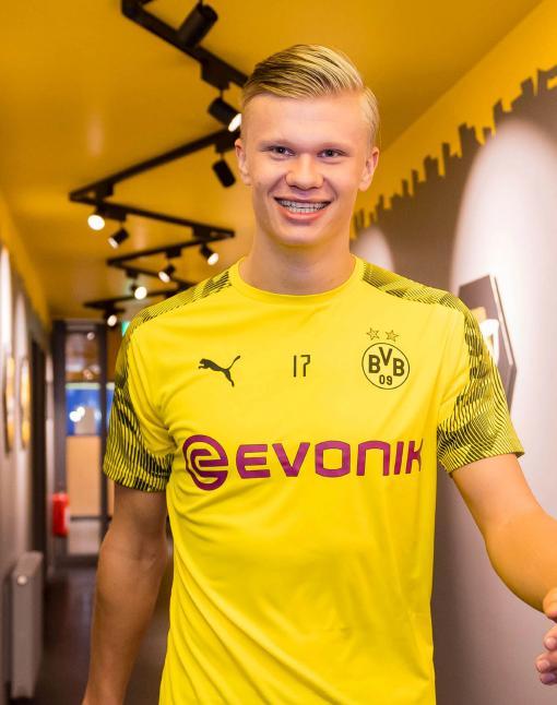 克罗地亚大名单：魔笛、格瓦领衔，科娃入选后又因伤退出